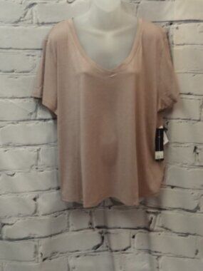 Velocity Short Sleeve Move Me Top, NWT